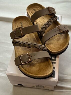 NWT DREAM PAIRS Braided Cork Footbed Sandals Size 6 New In Box Brown Boho Slide